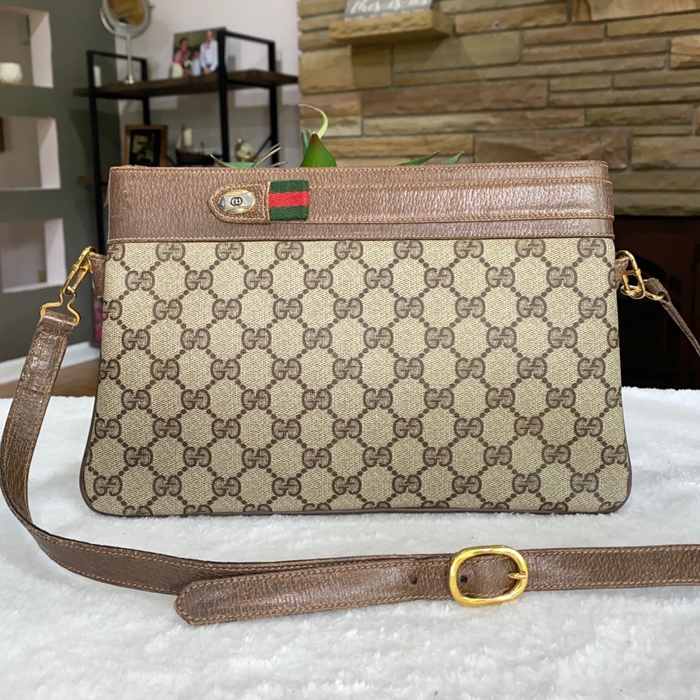 Today Only❤️ AUTHENTIC GUCCI. 🌺